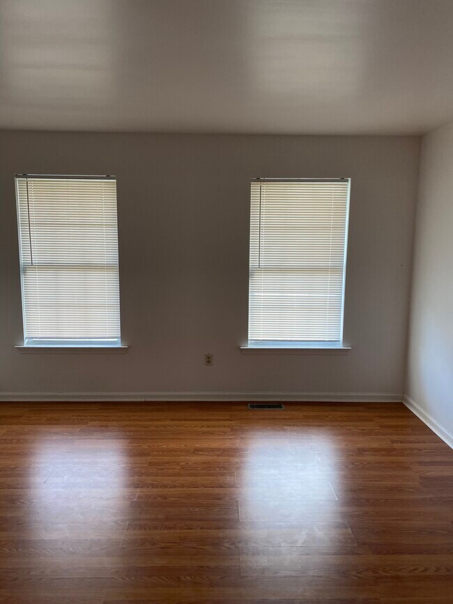 Visitor - 65 Chestnut Dr