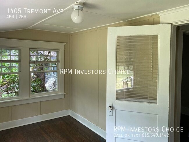 Building Photo - 1405 Tremont Ave