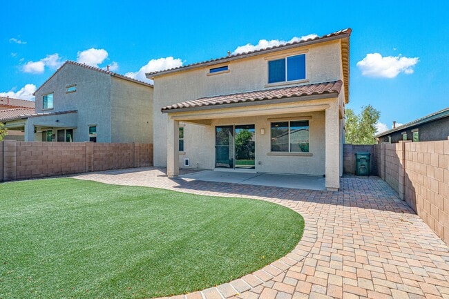Building Photo - 14241 E Hub Dr