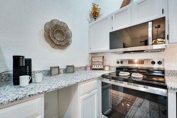 Building Photo - 395 Ozark Mountain Resort Dr