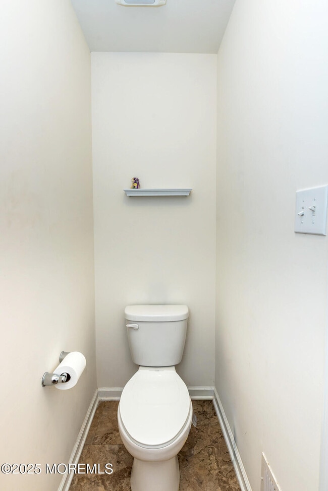 Building Photo - 22 Nautilus Dr