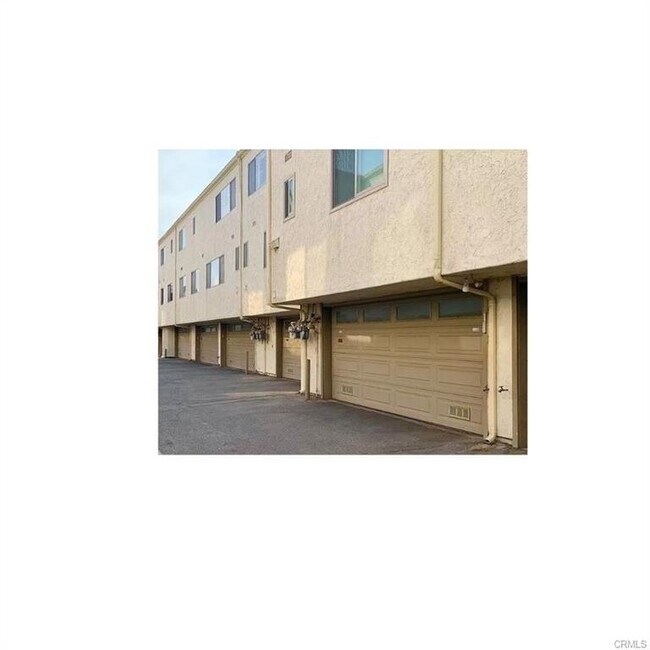 Building Photo - 6261 Randi Ave