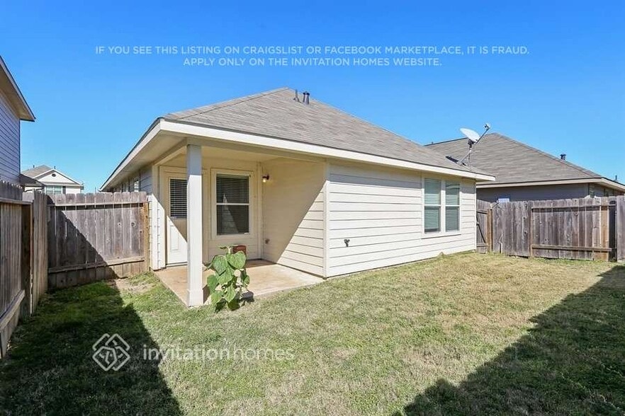 Building Photo - 18731 Dennington Dr