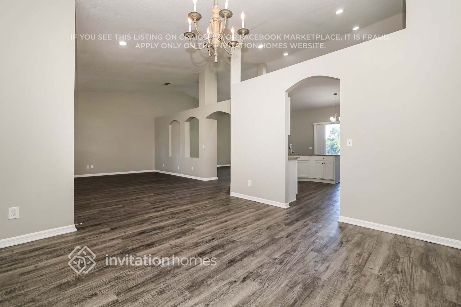 Building Photo - 2822 Laurel Leaf Dr