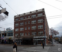 Building Photo - Capitol Building Apartments