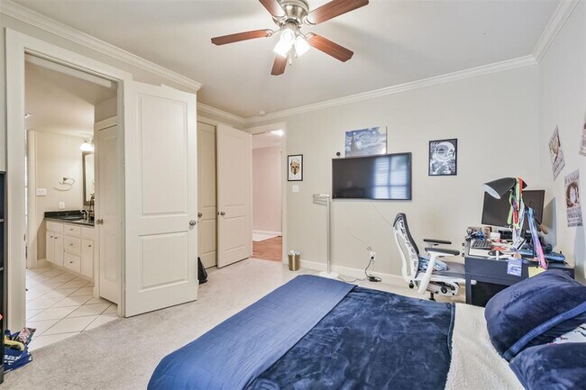 Building Photo - 3124 Murworth Dr