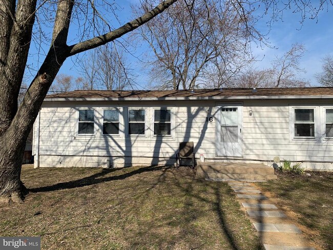 Building Photo - 16 Mowery Rd