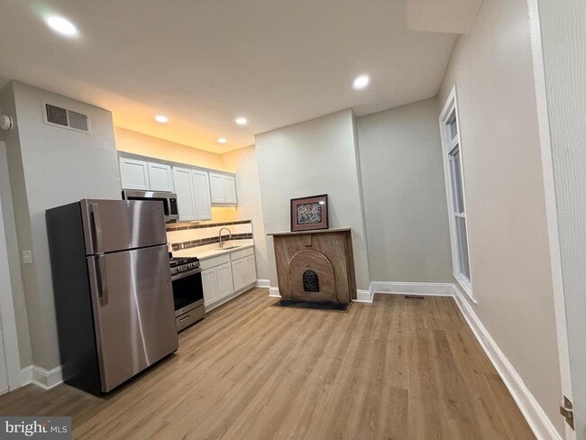 Building Photo - 2439 Maryland Ave