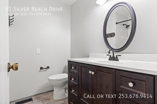 Building Photo - 51 Silver Beach Dr