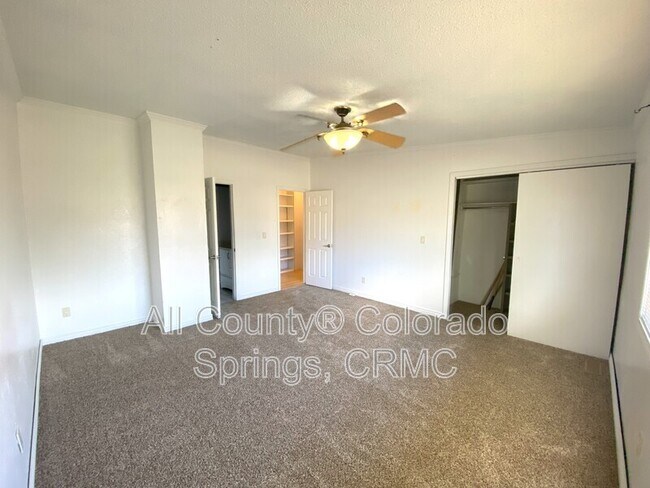 Building Photo - 218 W Rockrimmon Blvd