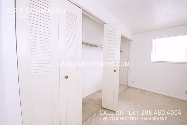 Building Photo - 902 McKinley Ave