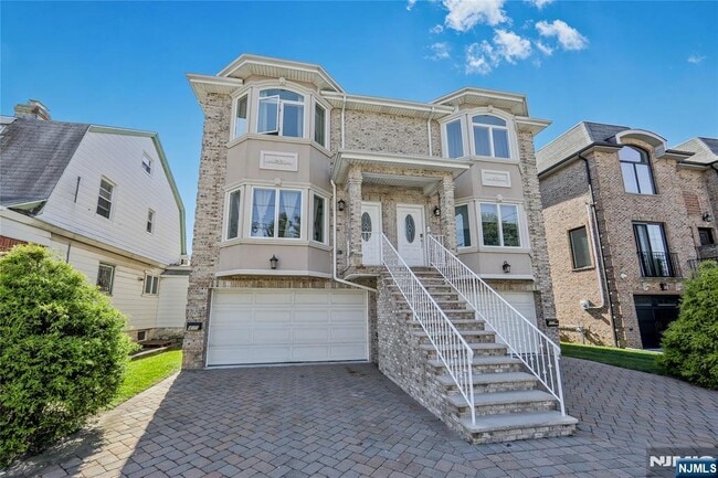 Primary Photo - 400 Nelson Ave