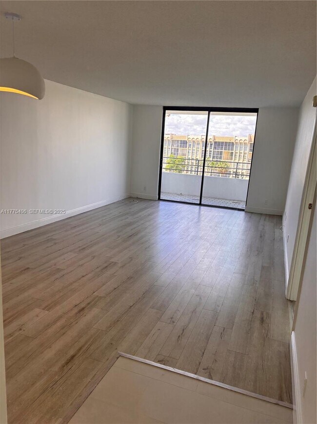 Building Photo - 600 Three Islands Boulevard