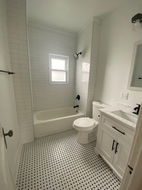 Building Photo - 47 W Jersey St