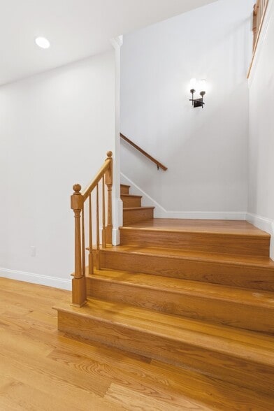 Building Photo - 9 Bagnall Ave