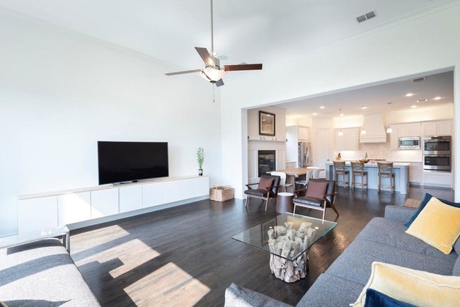 Building Photo - 6359 Eden Valley Dr