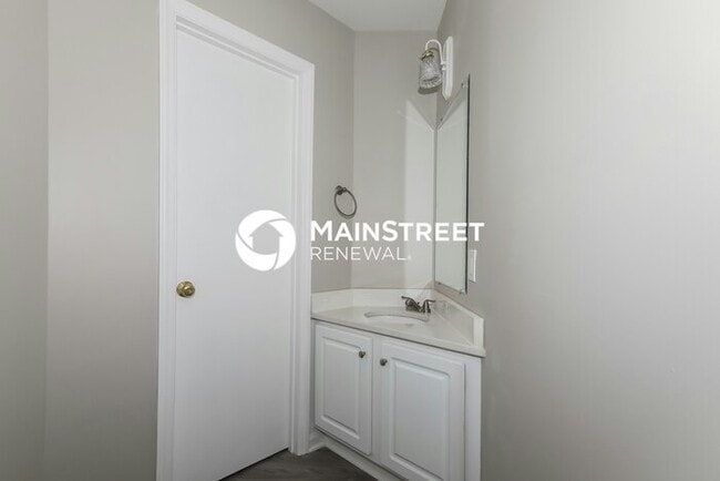 Building Photo - 4 Bedroom Pet-Friendly Home in Matthews, N...