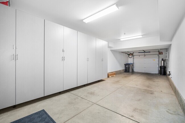 Building Photo - 628 Boardwalk Way