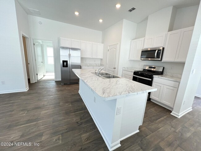 Building Photo - 73 Mula Ct