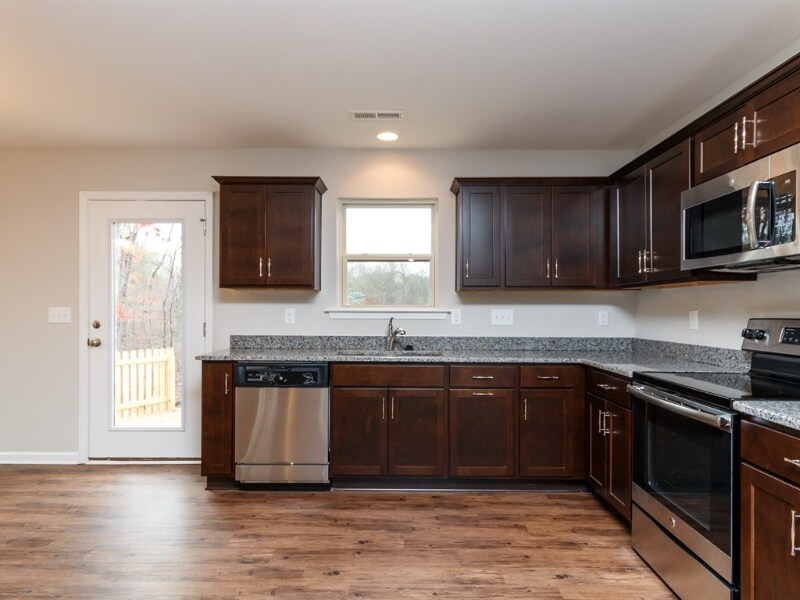 Building Photo - 1421 Tamarino Dr