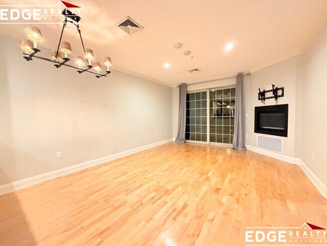 Building Photo - 59 Walpole St