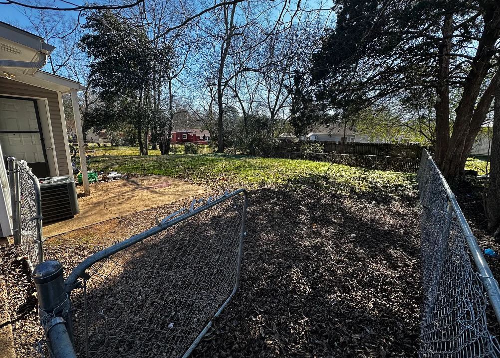 Building Photo - 2409 Shepherd Dr NW