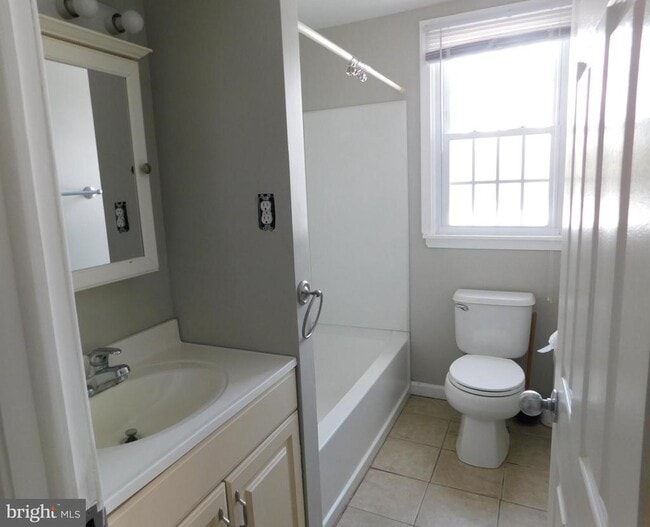 Building Photo - 737 Churchville Rd