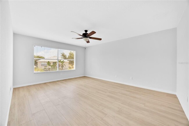 Building Photo - 164 Cork Way
