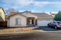 Building Photo - Sycamore Ranch 3 bedroom 2 bath FOR RENT