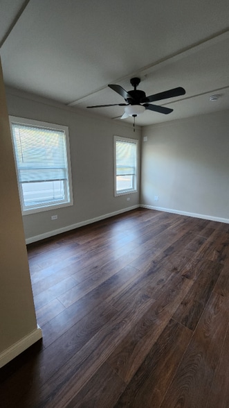 Building Photo - 41270 N Bayside Dr