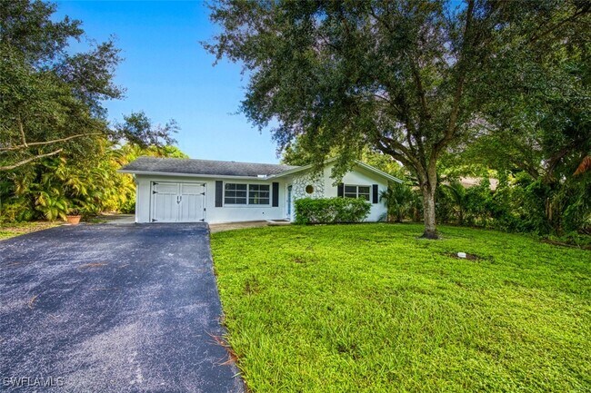 Building Photo - 4459 Flamingo Dr