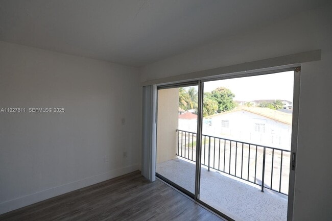 Building Photo - 3501 W 11th Ave