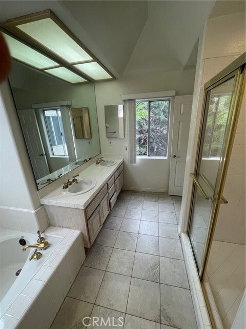 Building Photo - 10010 Reseda Blvd