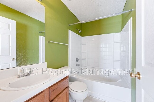 Building Photo - 5607 Strathmoor Manor Cir