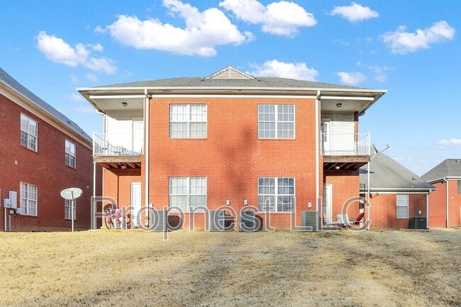 Building Photo - 771 Barrington Woods Cove