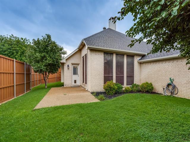 Building Photo - 4012 Lantana Ln