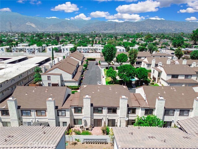 Building Photo - 821 S Cerritos Ave