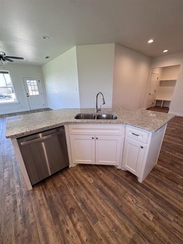 Building Photo - 8150 Sawdust Trl