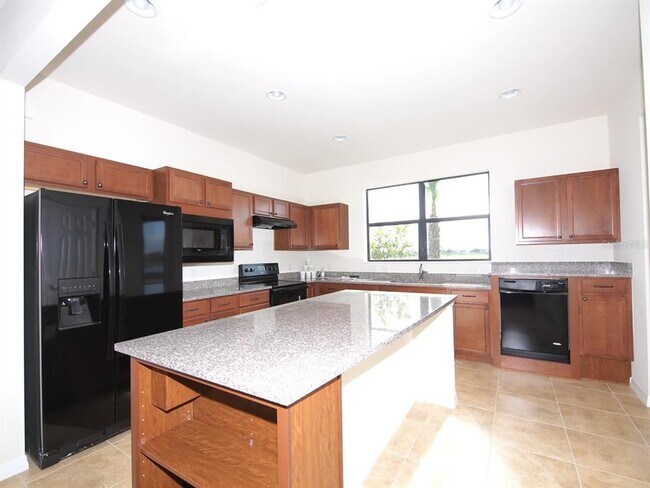 Building Photo - 19224 Isadora St