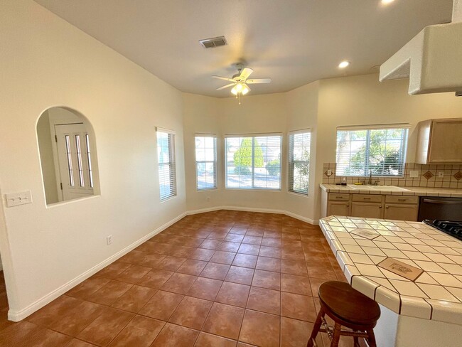 Building Photo - Beautiful 3 Bedroom Home in Fripps Ranch!