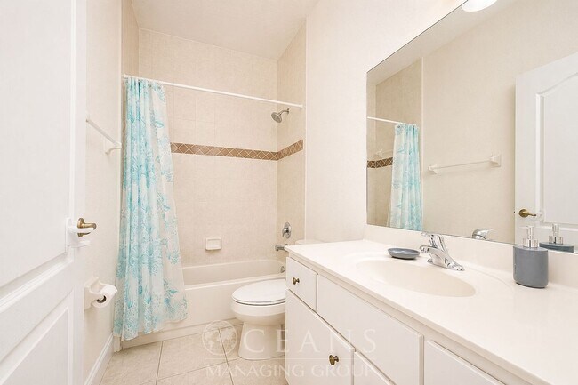 Building Photo - 3 Bedroom Home in Ormond Lakes