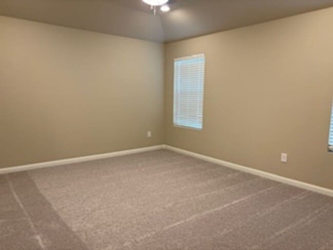 Building Photo - New Home!