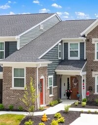 Building Photo - 618 Foxhill Dr