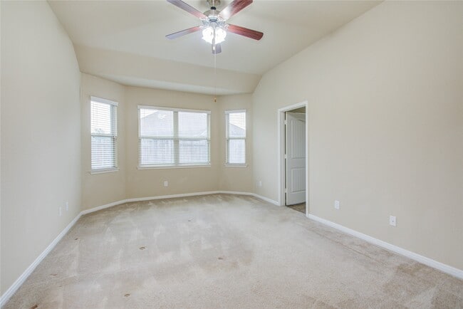 Building Photo - 8710 Austin Thomas Dr