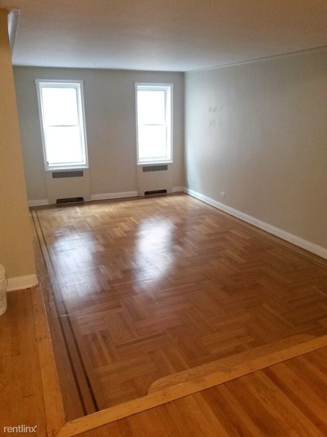 Building Photo - 1911 Dorchester Rd