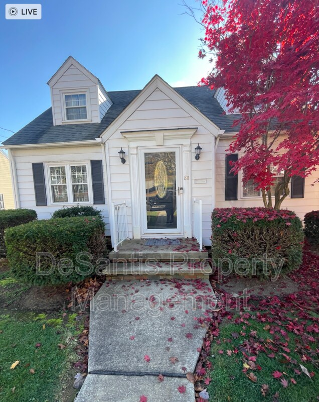 Building Photo - 811 California Ave