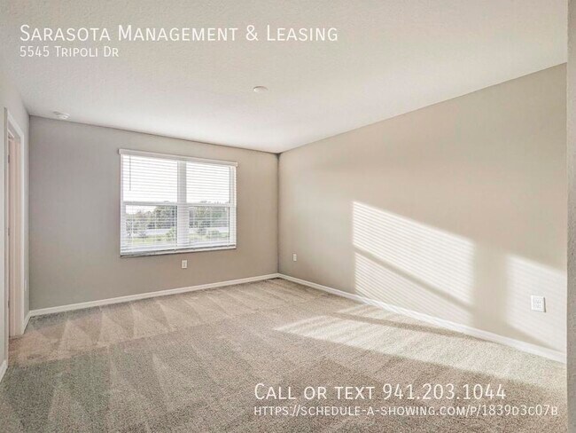 Building Photo - 5545 Tripoli Dr