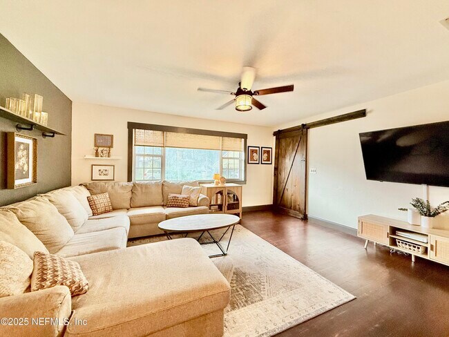 Building Photo - 3936 Miruelo Cir N
