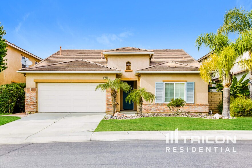 Primary Photo - 29848 Tierra Shores Ln