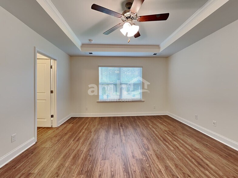 Building Photo - 508 West St